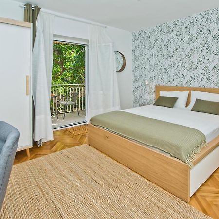 חוואר Hvar Deluxe Rooms מראה חיצוני תמונה
