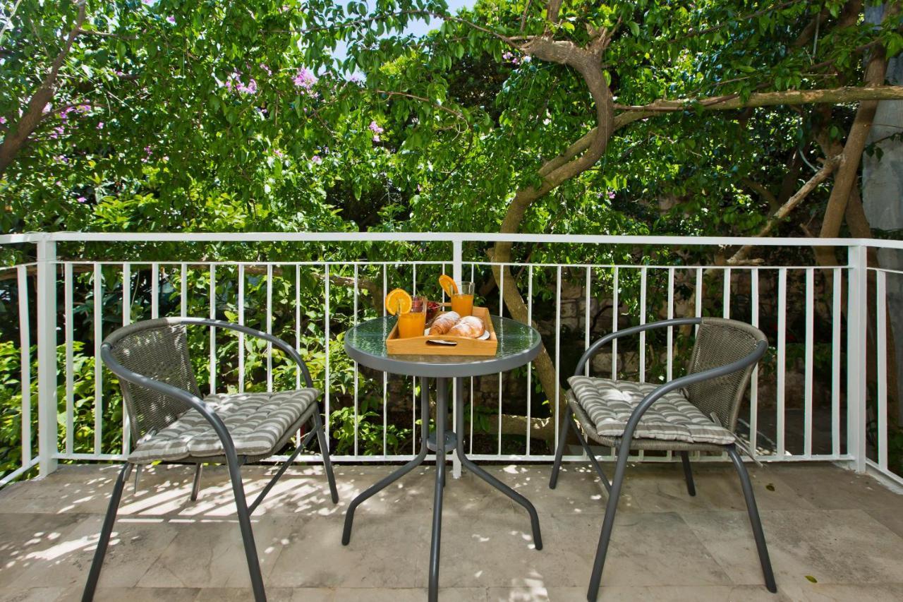 חוואר Hvar Deluxe Rooms מראה חיצוני תמונה
