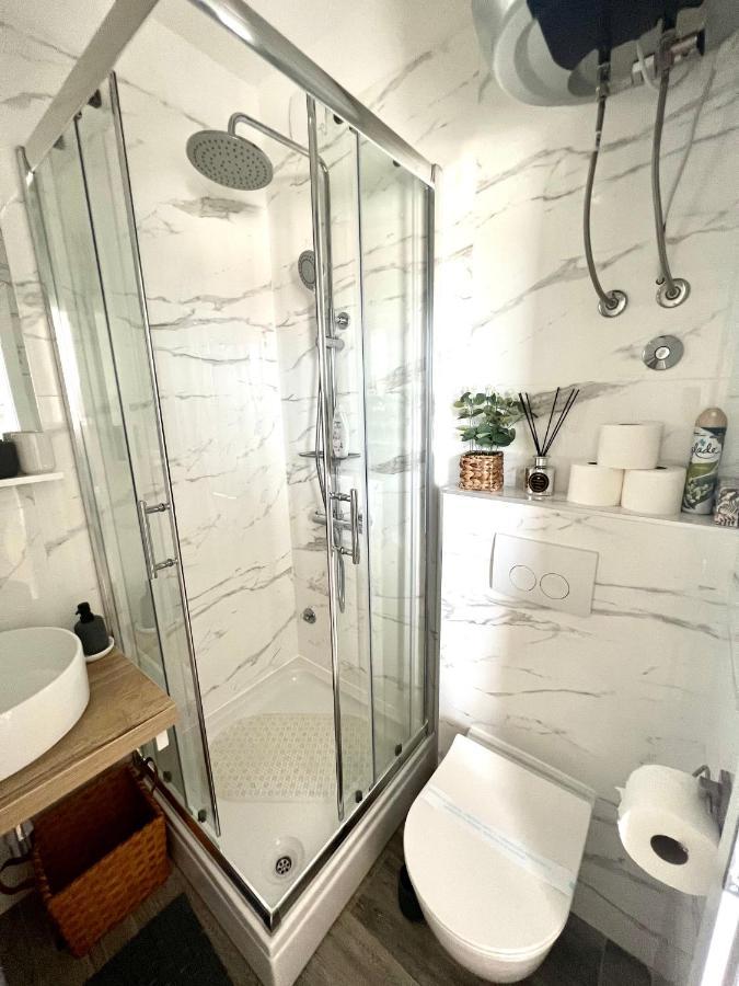 חוואר Hvar Deluxe Rooms מראה חיצוני תמונה