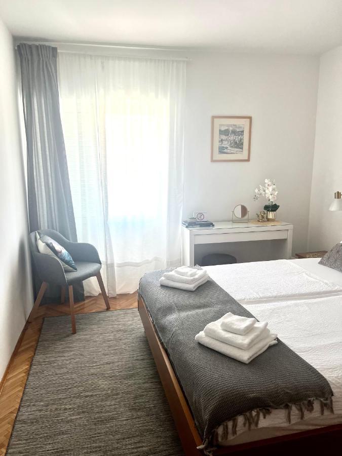 חוואר Hvar Deluxe Rooms מראה חיצוני תמונה